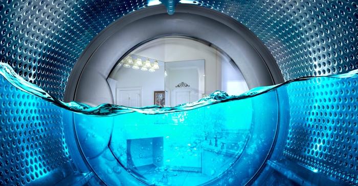 Apa caldă la spălare, mitul care îți golește portofelul