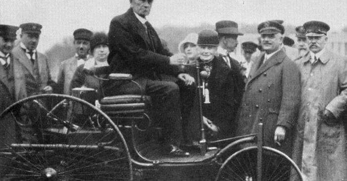 De ce nu există un singur inventator al automobilului