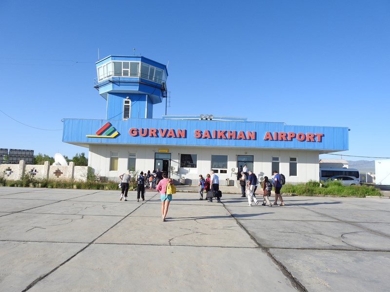 03-dalanzagdad-airport